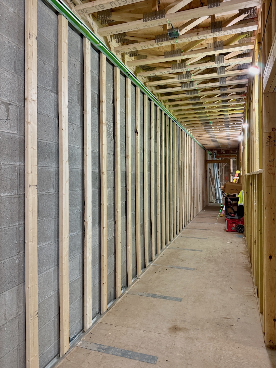 Structural framing — 1529 Fremont Chicago